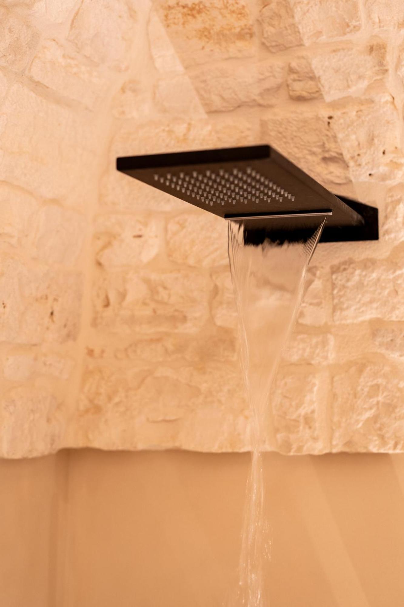 Naiira Luxury Trullo - Jacuzzi And Patio Apartman Alberobello Kültér fotó