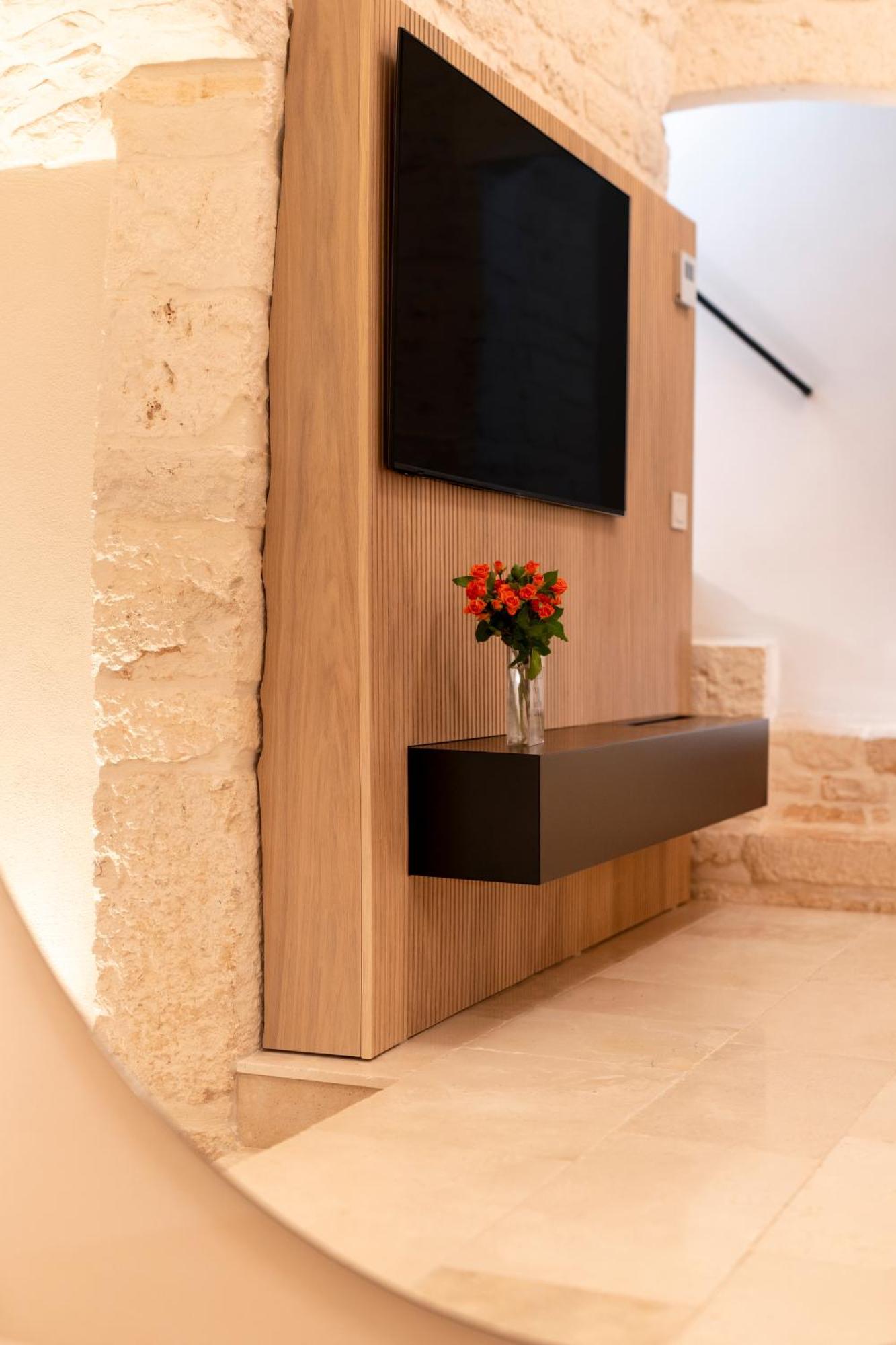 Naiira Luxury Trullo - Jacuzzi And Patio Apartman Alberobello Kültér fotó