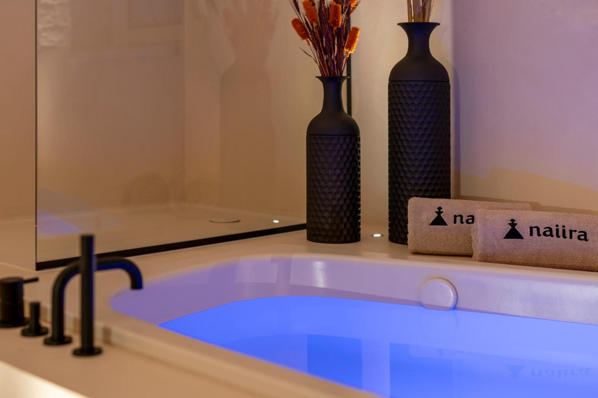 Naiira Luxury Trullo - Jacuzzi And Patio Apartman Alberobello Kültér fotó