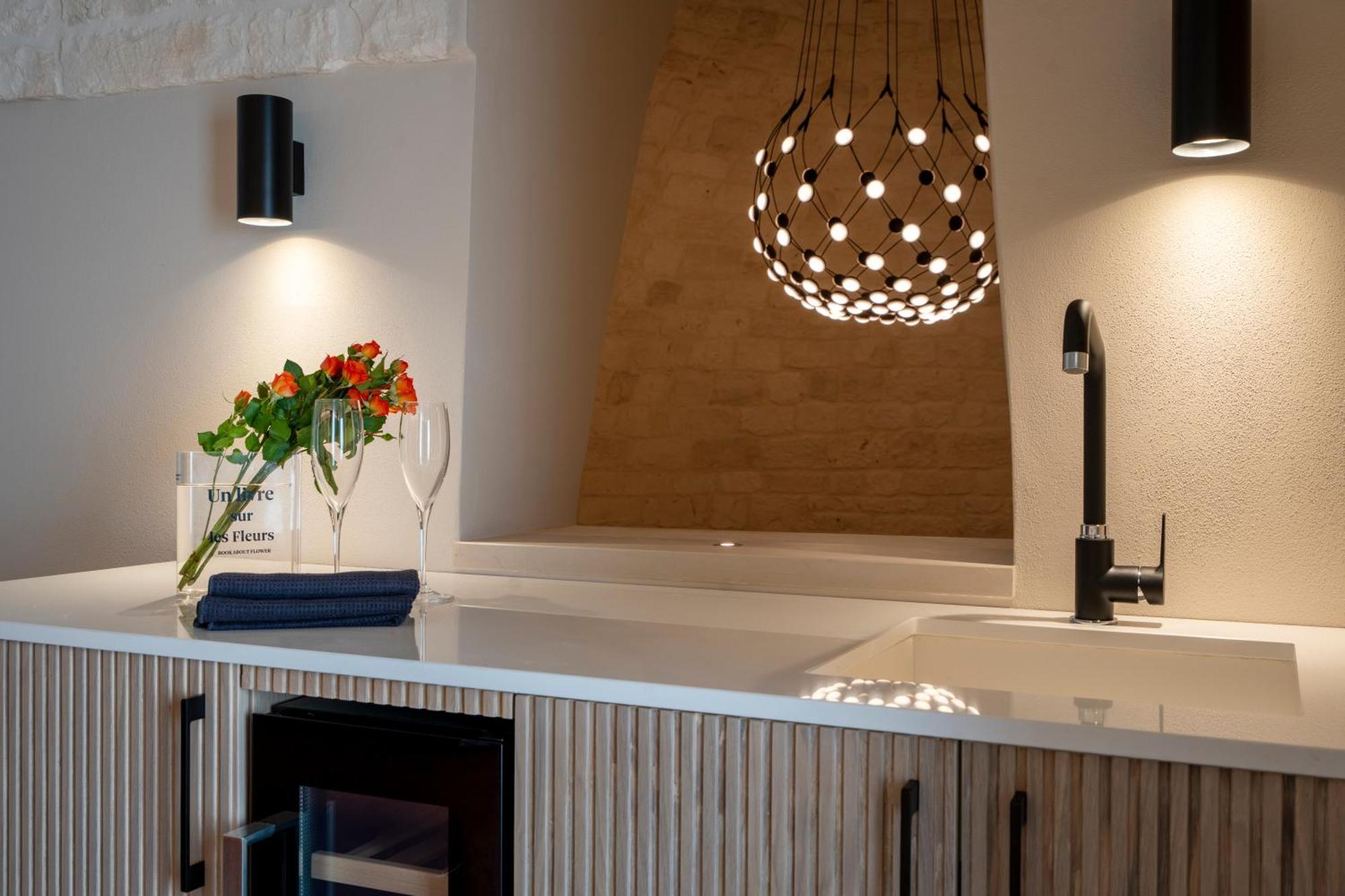 Naiira Luxury Trullo - Jacuzzi And Patio Apartman Alberobello Kültér fotó